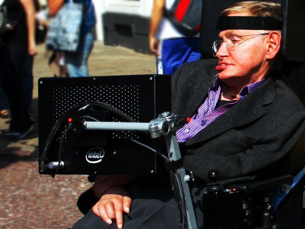 Stephen_Hawking_in_Cambridge