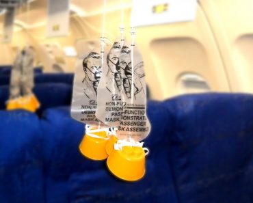 Do Airplanes Really Carry Oxygen For The Oxygen Masks?