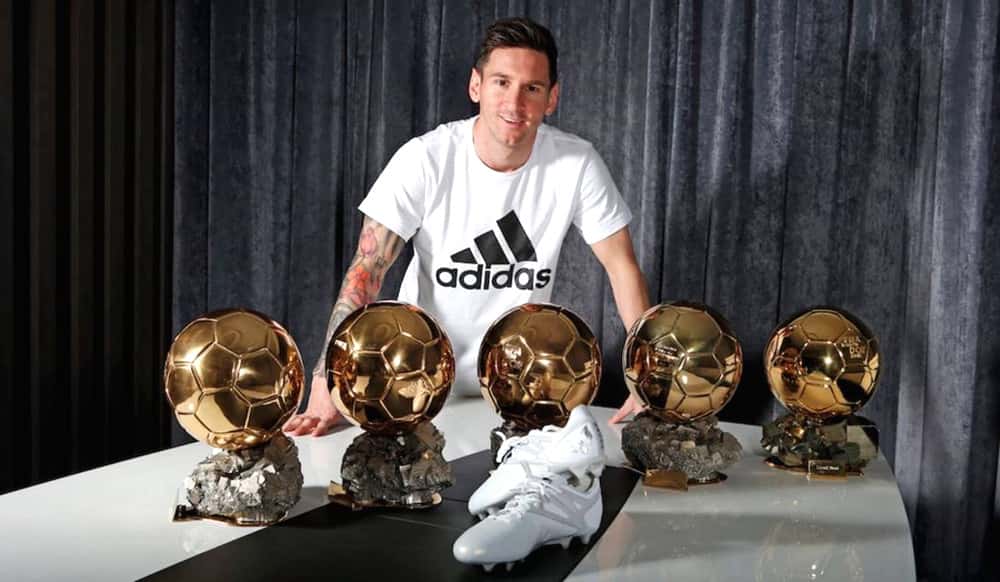 Messi 5 Ballon d'Or awards