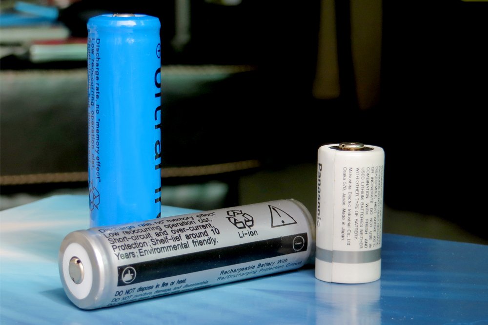 battery, cell, galvonic cell, aa battery, non rechargeable