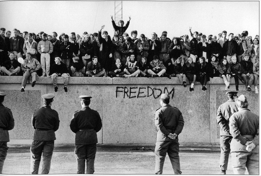 berlin wall freedom germany cold war