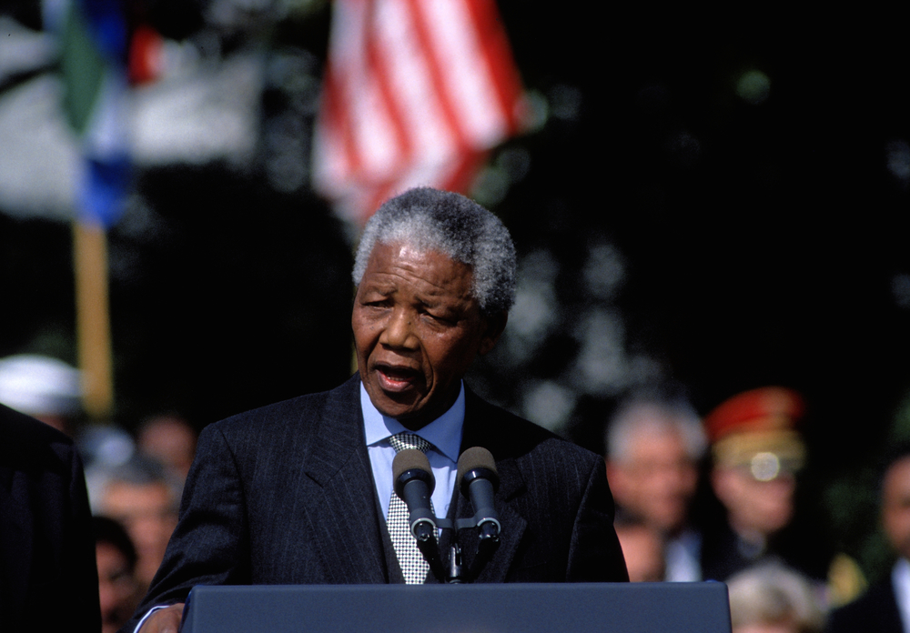 Washington, DC. USA, 4th October, 1994 President Nelson Mandela of South Africa delivers his speech during arrival ceremonies On the South Lawn at the White House. - Image(mark reinstein)s