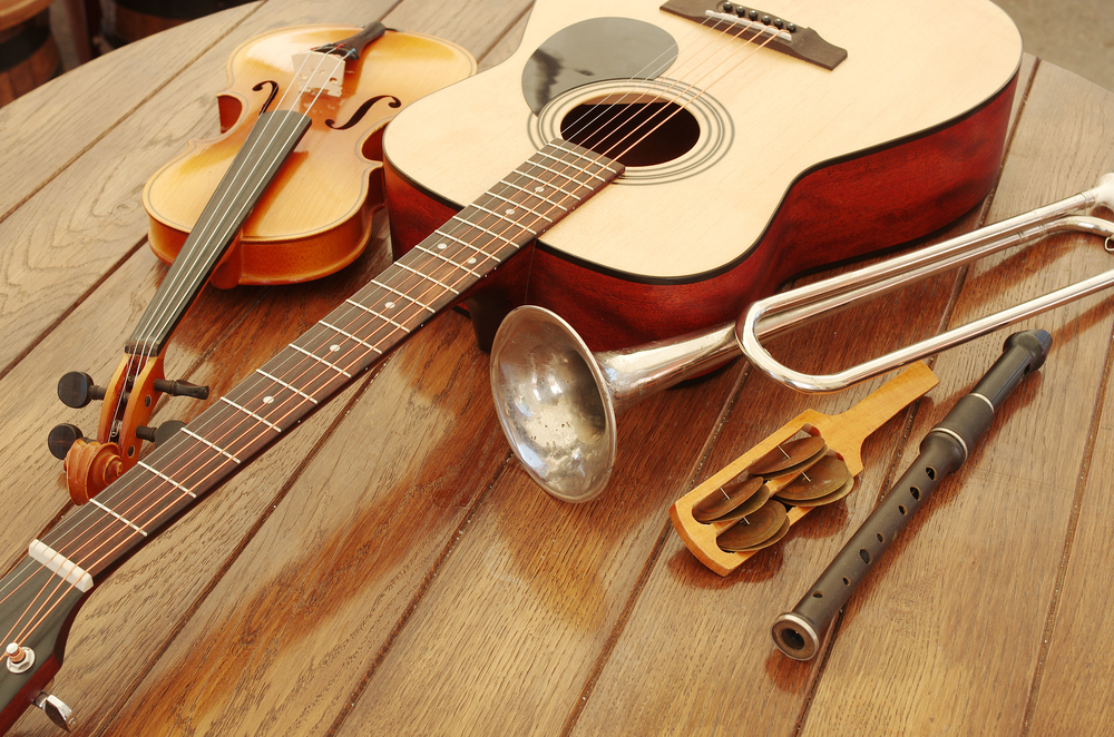 Guitar, trumpet, violin and music instruments - Image(Zheltyshev)s