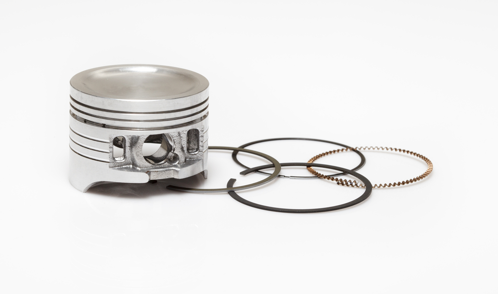 piston and set of ring used as repairing kit in automotive engines overhaul - Image(PAIRUT)s