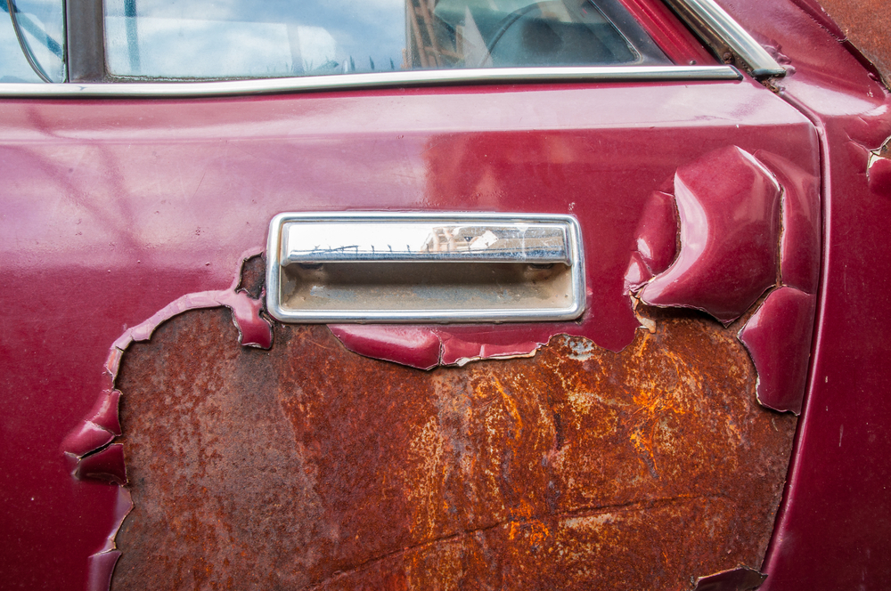 rusty car door handle(pemastockpic)S