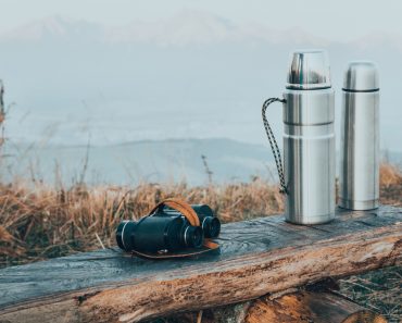 Breakfast with coffee in the morning with a view of the mountains(rzoze19)s
