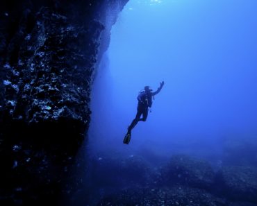 Diving the Blue Hole in Malta(EloyMR)s