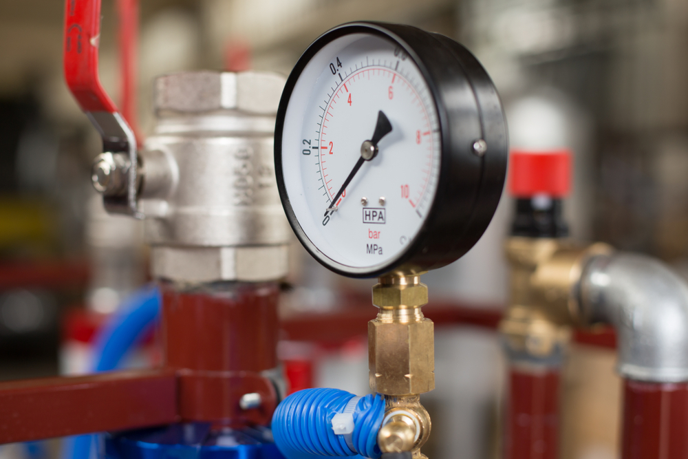 pressure gauges, thermometers and fittings for industrial use(Robert Sieminski)S
