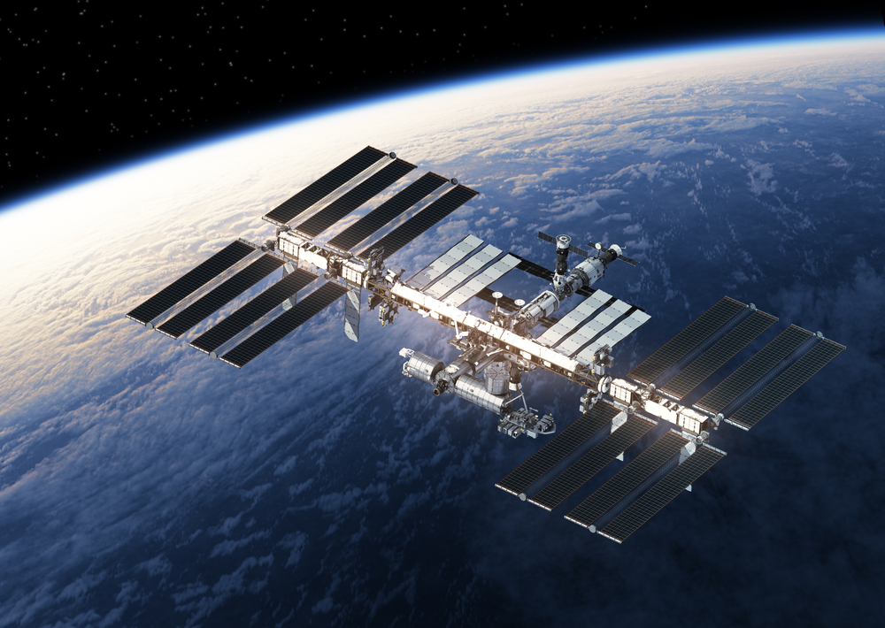 International Space Station Orbiting Earth(3Dsculptor)s