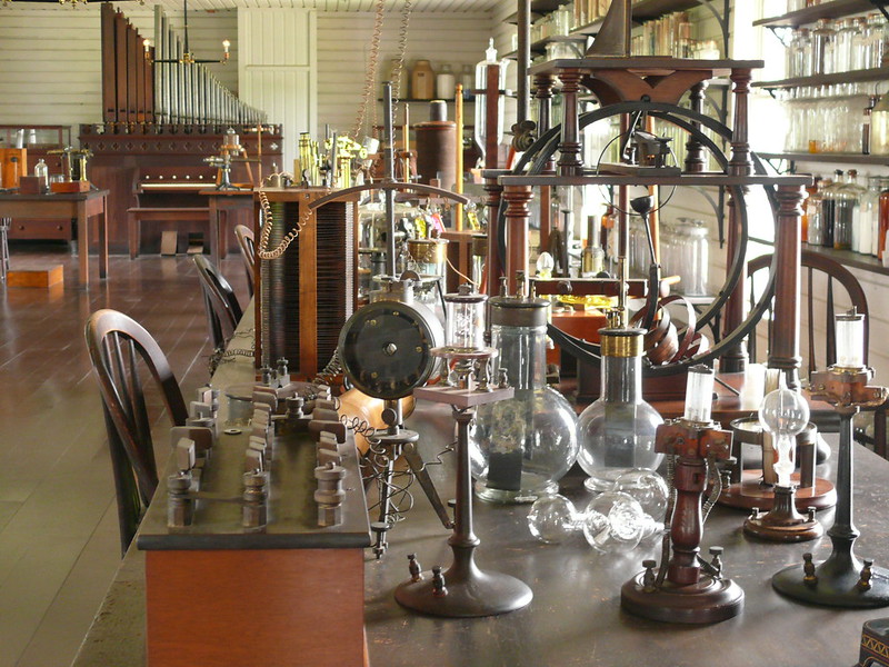 The photograph of Thomas Alva Edison's light bulb laboratory