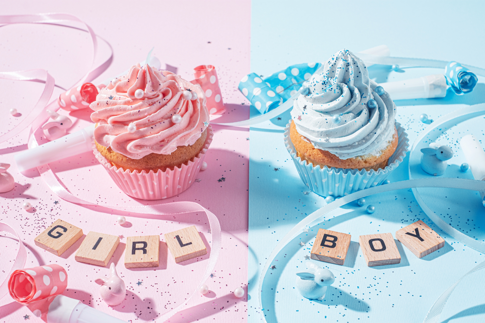 Gender,Party.,Boy,Or,Girl.,Two,Cupcakes,With,Blue,And