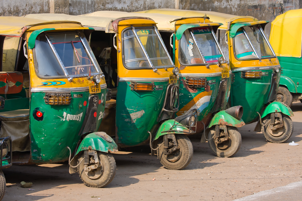 Agra,,India,-,November,26:,Auto,Rickshaw,Taxis,On,A