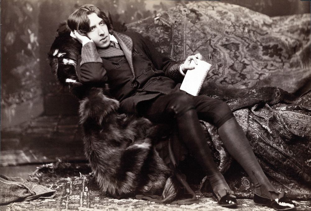 Oscar,Wilde,,(1854-1900),Irish,Literary,Genuis,,In,Flamboyant,Costume.,1882