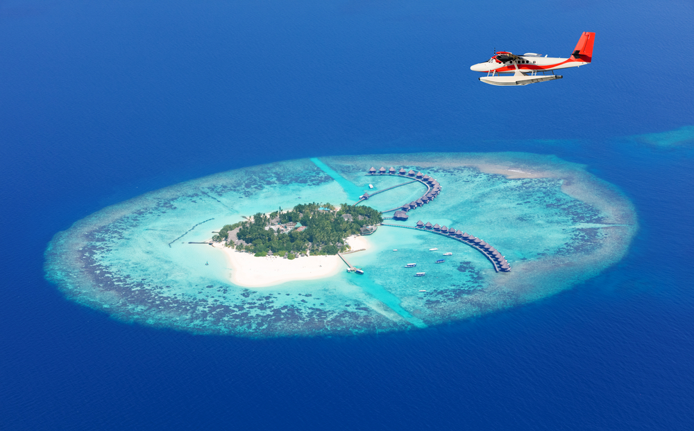 Sea,Plane,Flying,Above,Maldives,Islands